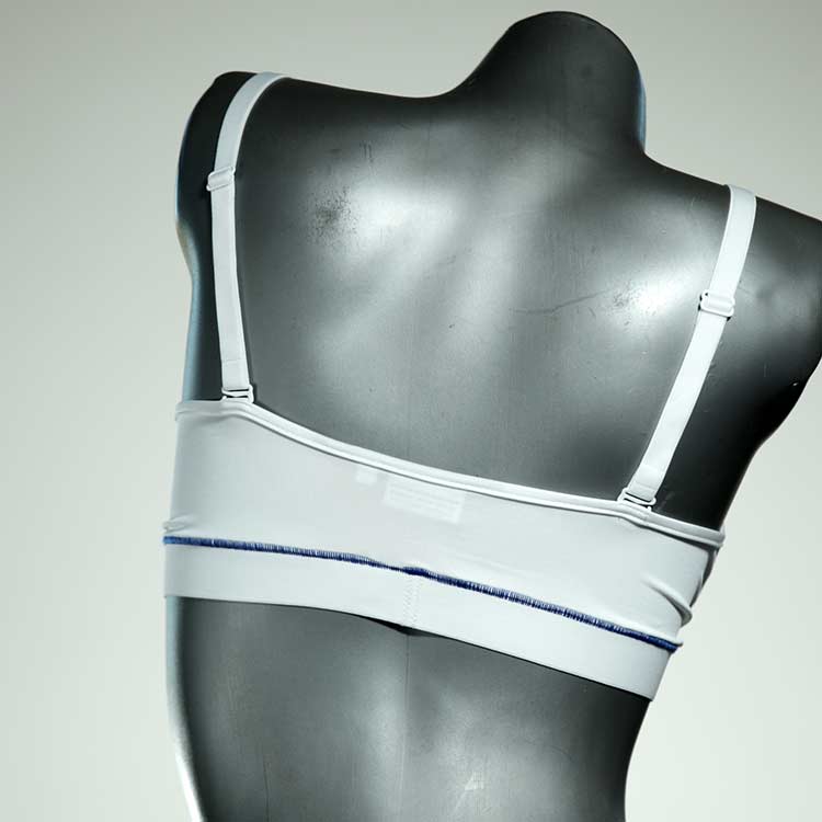 nachhaltige preiswerte handgemachte ökologische Bikini Top, sportliche Bademode für Damen thumbnail