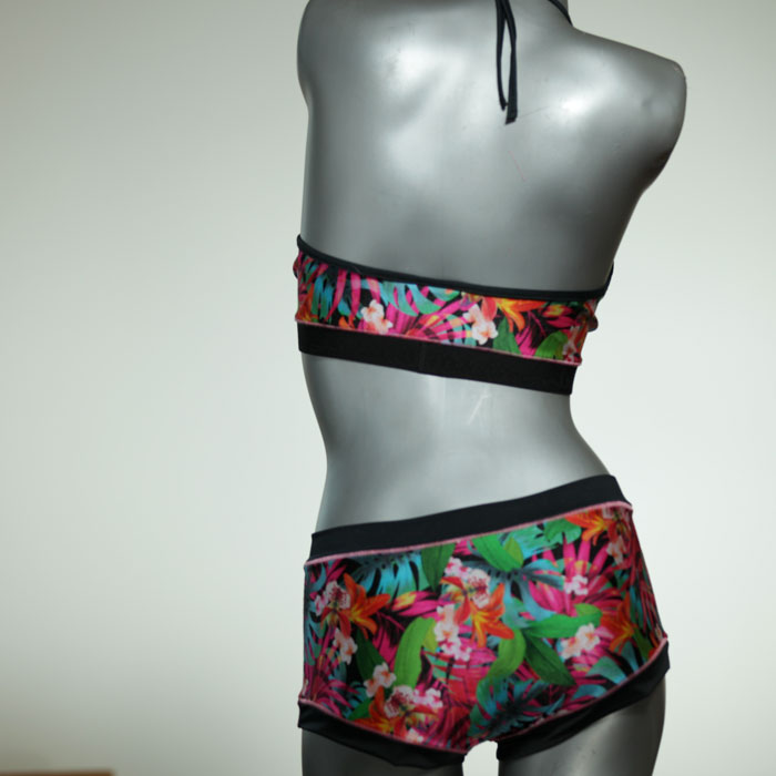 attraktive schöne bequeme bunte Bikini Set, sportliche Bademode für Damen thumbnail
