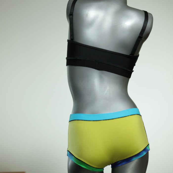 nachhaltige farbige preiswerte attraktive Bikini Set, sportliche Bademode für Damen thumbnail