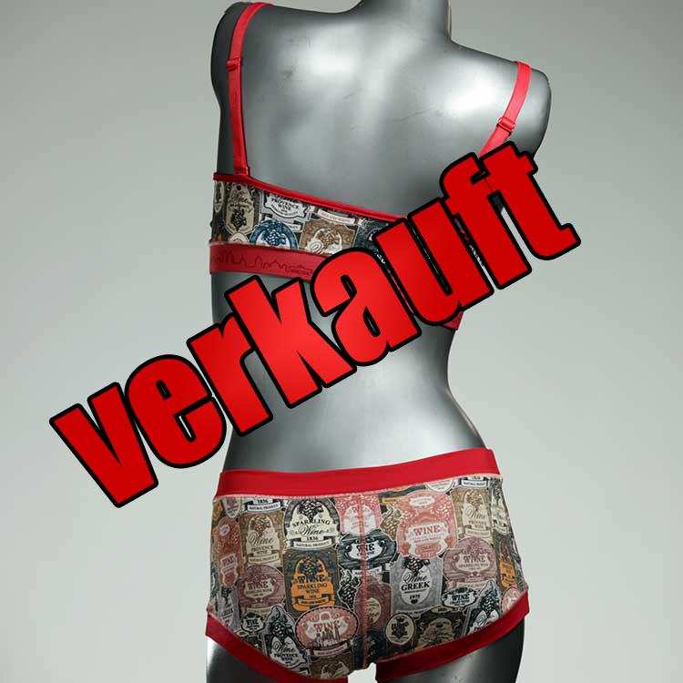 attraktive ökologische schöne bunte Ensemble mit BH