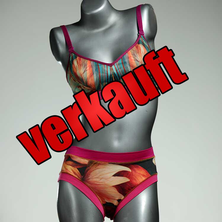 sexy bunte attraktive nachhaltige Ensemble mit BH
