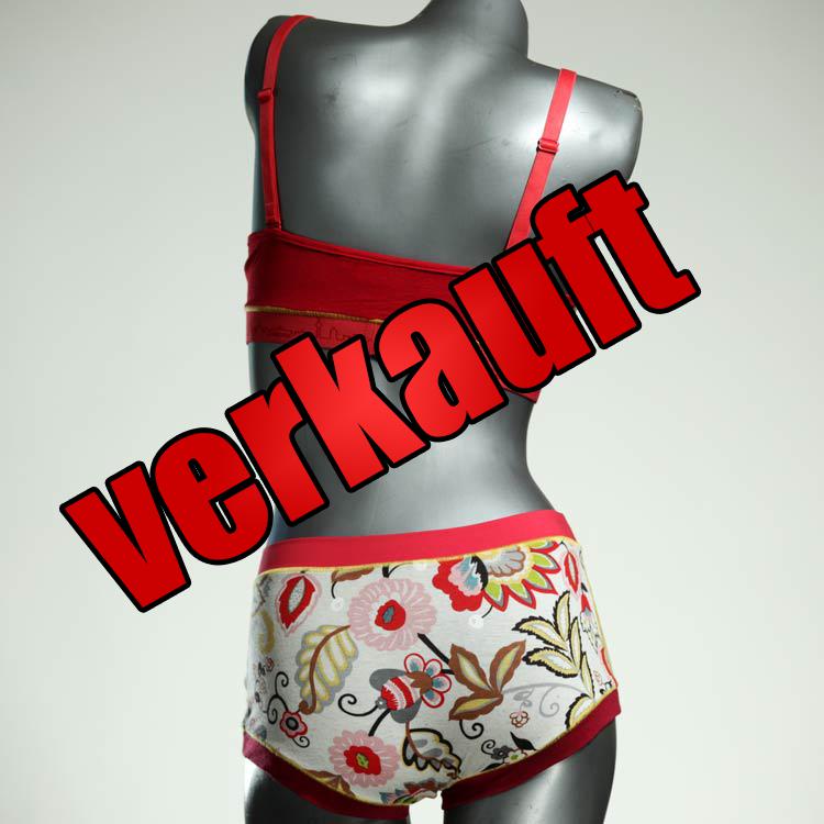 attraktive nachhaltige bunte sexy Ensemble mit BH