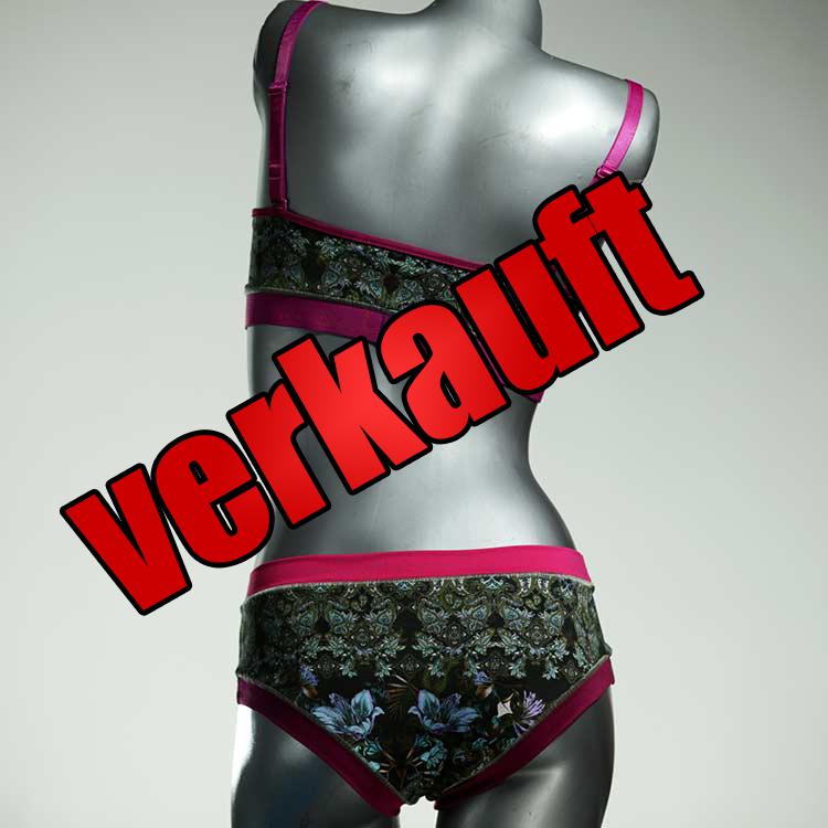 süße handgemachte ökologische bunte Ensemble mit BH