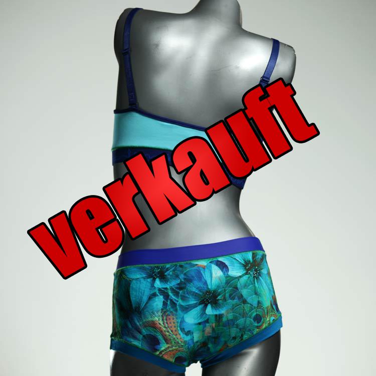 schöne ökologische attraktive gemusterte Ensemble mit BH